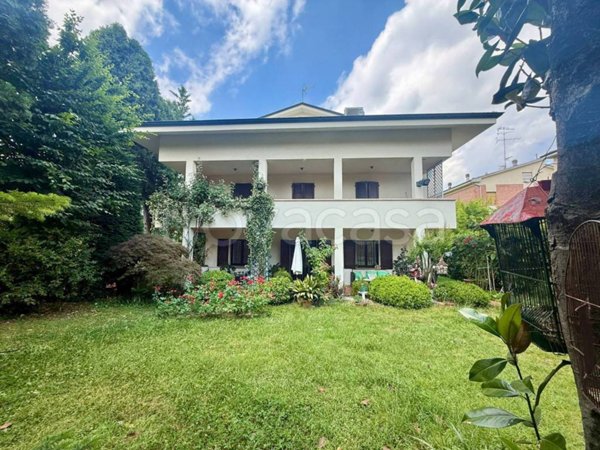 casa indipendente in vendita a Sassuolo