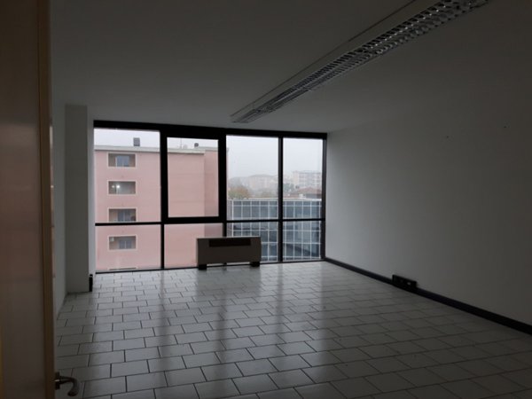 ufficio in vendita a Sassuolo in zona Centro Storico / San Giorgio