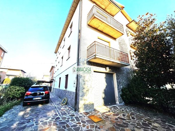 casa indipendente in vendita a Sassuolo in zona Centro Storico / San Giorgio
