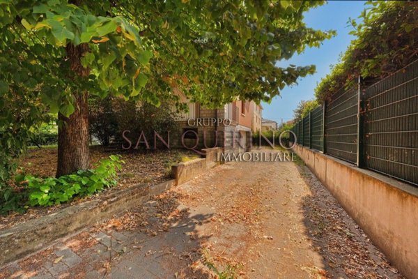 casa indipendente in vendita a Sassuolo in zona Centro Storico / San Giorgio