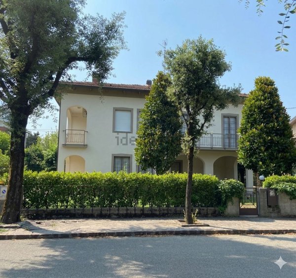 casa indipendente in vendita a Sassuolo in zona Centro Storico / San Giorgio