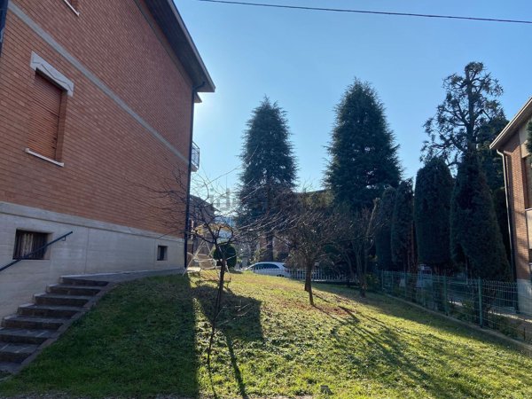 casa indipendente in vendita a Sassuolo in zona Centro Storico / San Giorgio