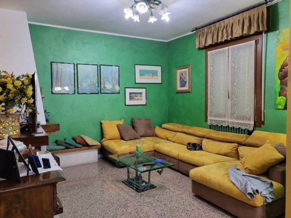 appartamento in vendita a Sassuolo in zona Centro Storico / San Giorgio