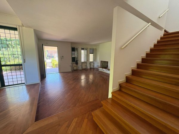 casa indipendente in vendita a Sassuolo in zona Centro Storico / San Giorgio