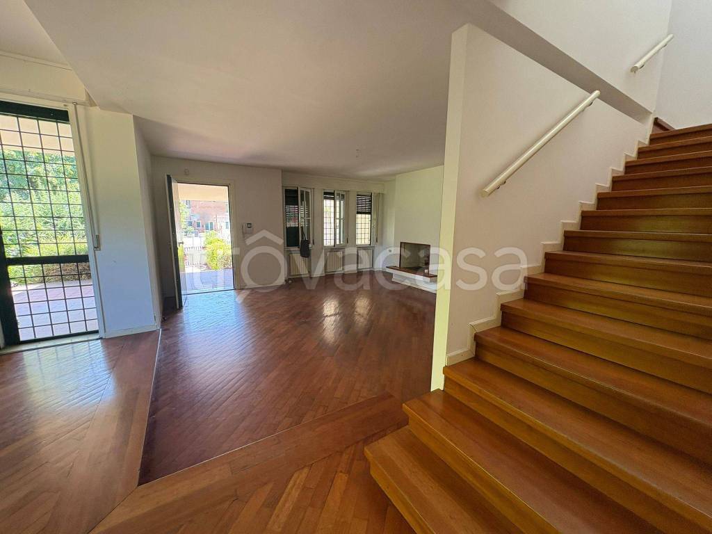 casa indipendente in vendita a Sassuolo in zona Centro Storico / San Giorgio