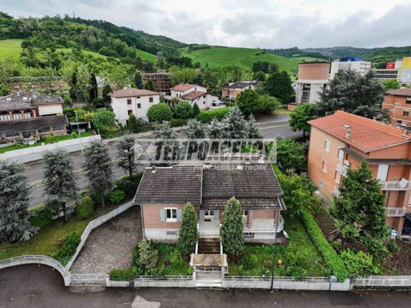 casa indipendente in vendita a Sassuolo in zona Centro Storico / San Giorgio