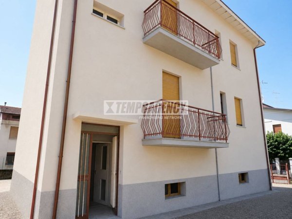 appartamento in vendita a Sassuolo in zona Salvarola Terme