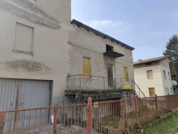casa indipendente in vendita a Sassuolo in zona Salvarola Terme