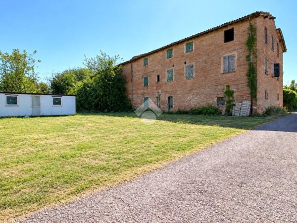 casale in vendita a Sassuolo