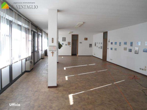 ufficio in vendita a Sassuolo in zona Centro Storico / San Giorgio