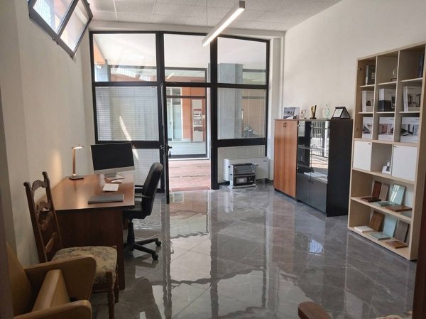 ufficio in vendita a Sassuolo in zona Centro Storico / San Giorgio