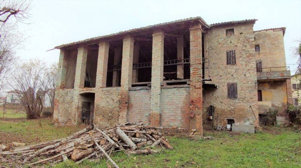 casa indipendente in vendita a Savignano sul Panaro in zona Formica