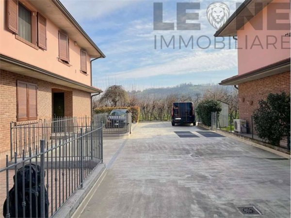 appartamento in vendita a Savignano sul Panaro in zona Garofano