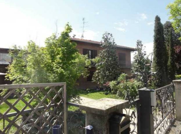 locale di sgombero in vendita a Savignano sul Panaro in zona Garofano