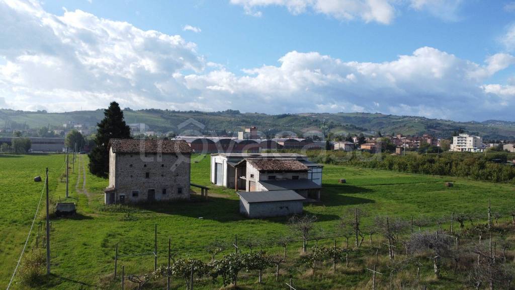 casa indipendente in vendita a Savignano sul Panaro in zona Formica