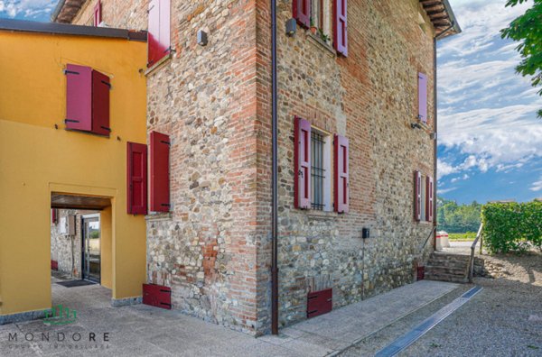 casa indipendente in vendita a Savignano sul Panaro in zona Mulino