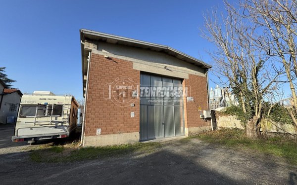 ufficio in vendita a Savignano sul Panaro in zona Formica