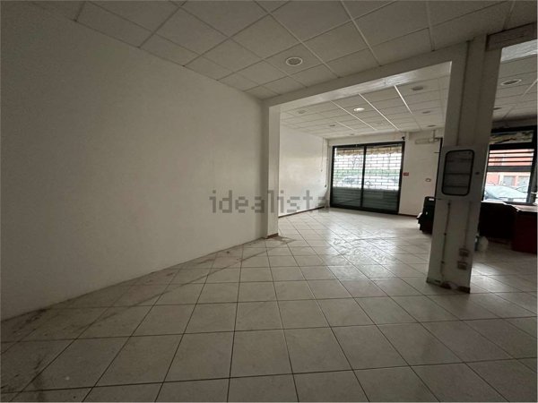 negozio in vendita a Savignano sul Panaro in zona Mulino