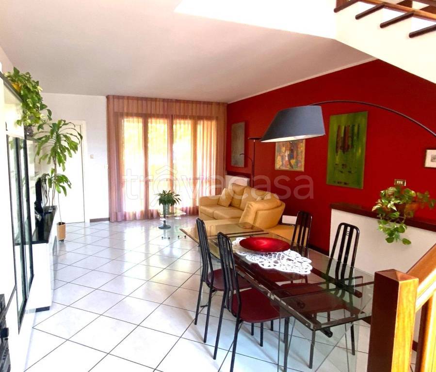 casa indipendente in vendita a Savignano sul Panaro in zona Mulino