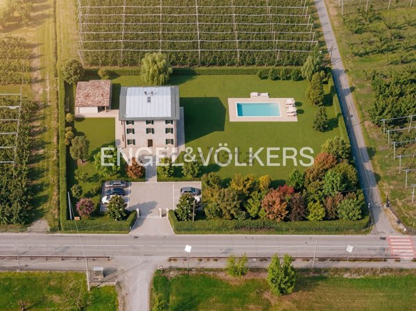 casa indipendente in vendita a Savignano sul Panaro