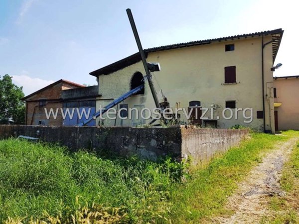 casa indipendente in vendita a Savignano sul Panaro