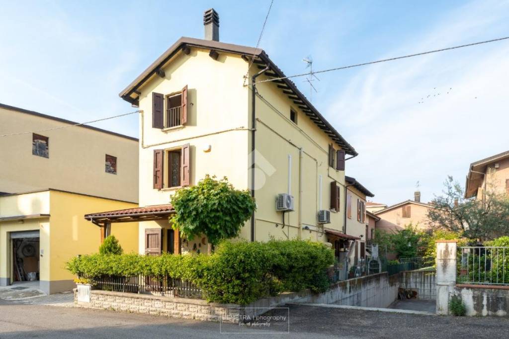 casa semindipendente in vendita a Savignano sul Panaro in zona Mulino