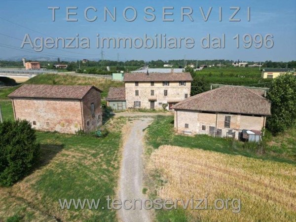 casa indipendente in vendita a Savignano sul Panaro in zona Mulino