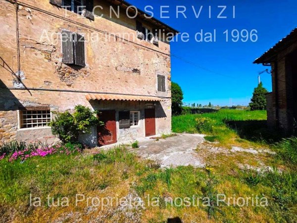casa indipendente in vendita a Savignano sul Panaro in zona Magazzeno