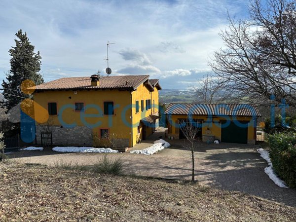 appartamento in vendita a Serramazzoni in zona San Dalmazio