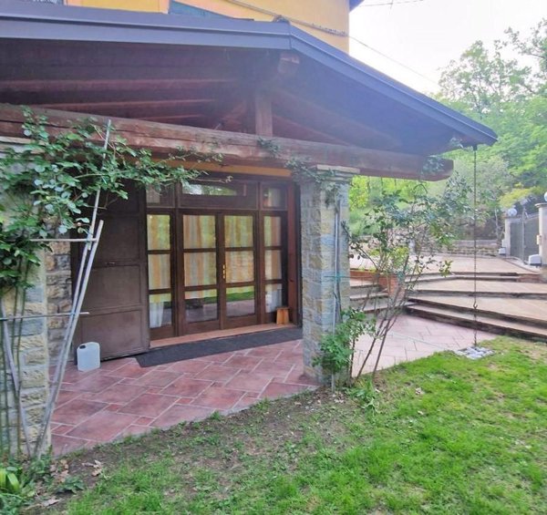 casa indipendente in vendita a Serramazzoni in zona San Dalmazio