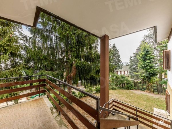 casa indipendente in vendita a Serramazzoni in zona Ligorzano