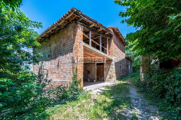 appartamento in vendita a Serramazzoni in zona Pazzano