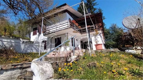 casa indipendente in vendita a Serramazzoni