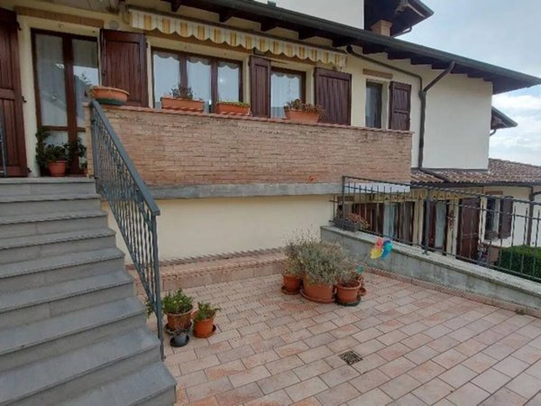 appartamento in vendita a Serramazzoni