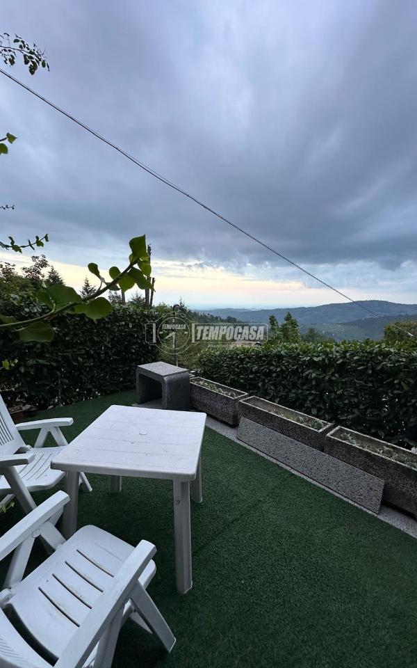 casa indipendente in vendita a Serramazzoni in zona Ligorzano