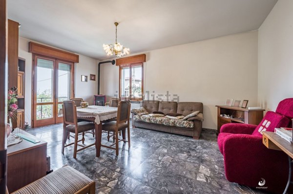 casa indipendente in vendita a Serramazzoni in zona Valle