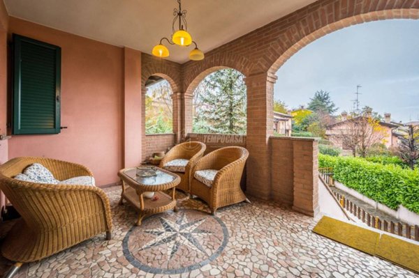 casa indipendente in vendita a Serramazzoni in zona Ligorzano