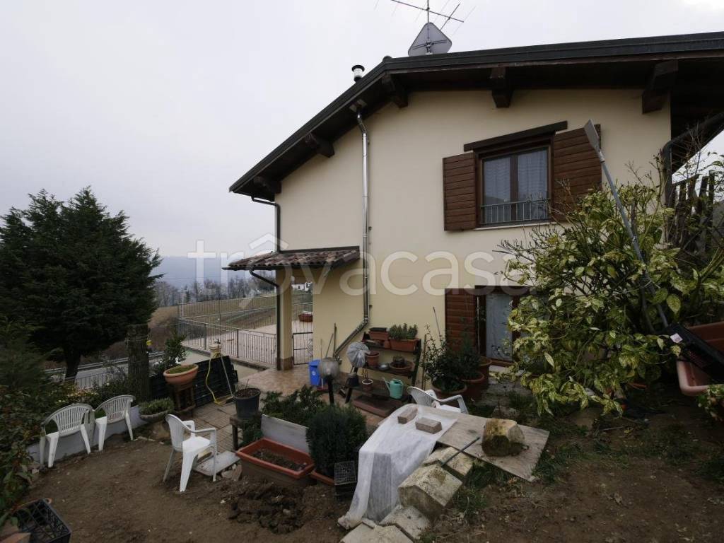 casa indipendente in vendita a Serramazzoni