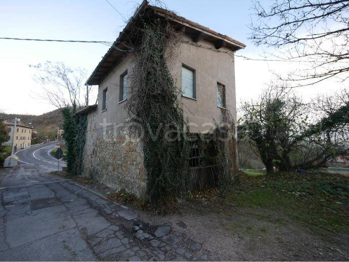 casa indipendente in vendita a Serramazzoni