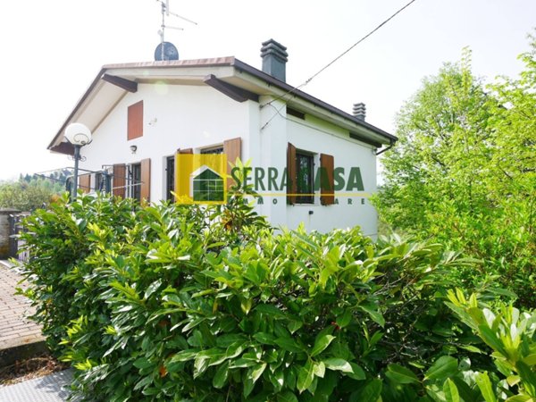 casa indipendente in vendita a Serramazzoni