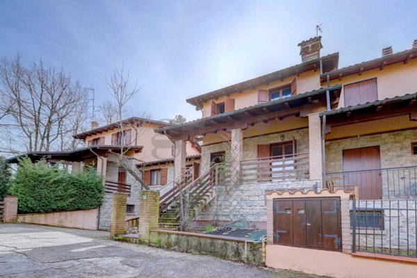 casa indipendente in vendita a Serramazzoni