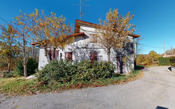 casa indipendente in vendita a Serramazzoni