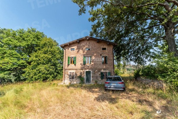 casa indipendente in vendita a Serramazzoni