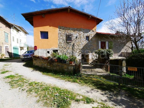 appartamento in vendita a Serramazzoni in zona San Dalmazio