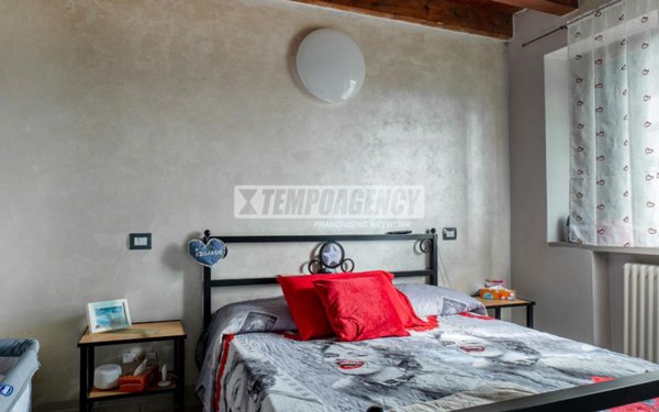 appartamento in vendita a Serramazzoni in zona Ligorzano