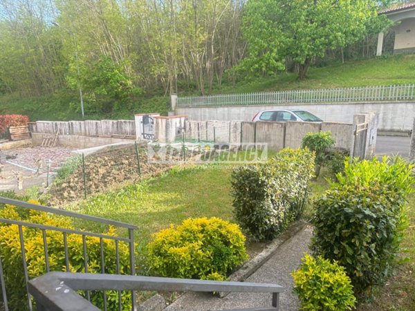 appartamento in vendita a Serramazzoni in zona Ligorzano