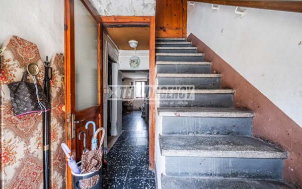 appartamento in vendita a Serramazzoni in zona Montagnana