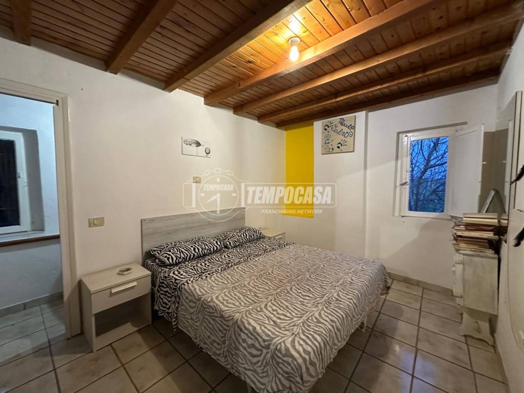 appartamento in vendita a Serramazzoni in zona Rocca Santa Maria