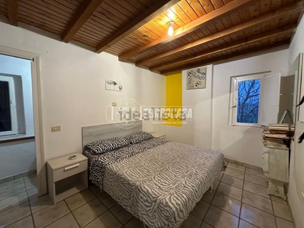 appartamento in vendita a Serramazzoni in zona Rocca Santa Maria