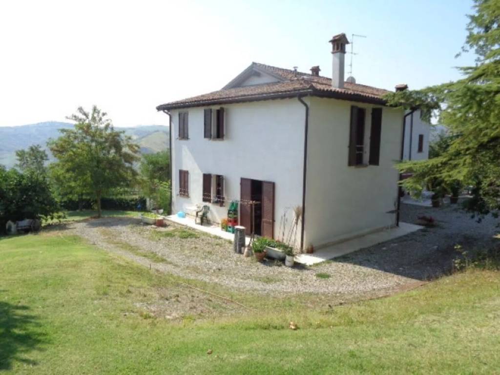 appartamento in vendita a Serramazzoni